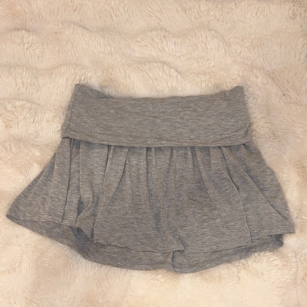 Comfy gray skirt